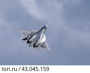 Moscow Russia Zhukovsky Airfield 25 July 2021: Demonstration of the latest Russian SU-57 fighterof the international aerospace salon MAKS-2021. Редакционное фото, фотограф Фотограф / Фотобанк Лори