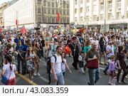 Шествие общественного движения "Бессмертный полк" в память о 26 миллионах соотечественников, погибших в Великой Отечественной войне (2016 год). Редакционное фото, фотограф Наталья Волкова / Фотобанк Лори
