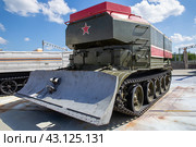 Crawler fire truck with bucket. Military modification. Стоковое фото, фотограф Евгений Ткачёв / Фотобанк Лори