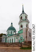 Храм Троицы Живоночальной. Деревня Сопины, Новгородская область (2021 год). Стоковое фото, фотограф Александр Щепин / Фотобанк Лори
