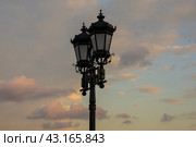 Фонари на фоне неба. Стоковое фото, фотограф Константин Галактионов / Фотобанк Лори