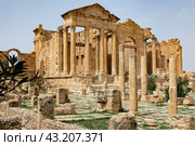 Ruins of ancient Roman capitol on territory of antic city Sufetula in area of modern Tunisia. Стоковое фото, фотограф Яков Филимонов / Фотобанк Лори
