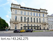 Город Санкт-Петербург. Здание на площади Островского 2. Офис Газпром экспорт (2023 год). Редакционное фото, фотограф Александр Тараканов / Фотобанк Лори