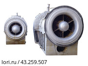 Морской корабельный турбовальный двигатель на белом фоне. Marine ship turboshaft engine on a white background. Стоковое фото, фотограф Татьяна Д / Фотобанк Лори