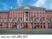 Дом Лопатина (Литературный дом) на Невском проспекте. Санкт-Петербург (2024 год). Редакционное фото, фотограф Анна Карасева / Фотобанк Лори