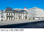 Проспект Мира, дома 39 и 41. Москва. Россия (2024 год). Редакционное фото, фотограф E. O. / Фотобанк Лори