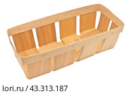 Коробочка из бересты на белом фоне. Birch bark box on a white background. Стоковое фото, фотограф Татьяна Д / Фотобанк Лори