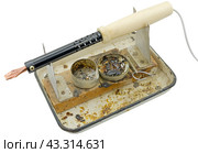 Электрический паяльник с деревянной ручкой на белом фоне. Electric soldering iron isolated on a white background. Стоковое фото, фотограф Татьяна Д / Фотобанк Лори