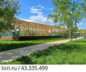 Теннисный корт в Гольяновском парке. Город Москва (2024 год). Редакционное фото, фотограф lana1501 / Фотобанк Лори