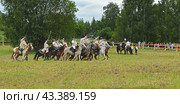 Historical reconstruction in beautiful historical and authentic costumes at festival Times and Epochs in Moscow. French cavalry (2024 год). Редакционное фото, фотограф Валерия Попова / Фотобанк Лори