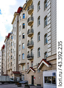 Город Екатеринбург Элитный жилой комплекс. Улица Горького, дом 65 (2016 год). Стоковое фото, фотограф Александр Тараканов / Фотобанк Лори