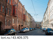 Поварской переулок в Центральном районе Санкт-Петербурга. Редакционное фото, фотограф Татьяна Шикова / Фотобанк Лори