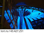 Berlin / Germany - 08 Sep 2015: Sony Center in Potsdamer Platz, Berlin, Germany. Редакционное фото, фотограф Сергей Стрелков / Фотобанк Лори