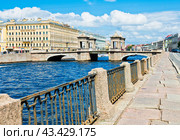 Мост Ломоносова. Солнечный летний день. Санкт-Петербург. Россия (2024 год). Редакционное фото, фотограф E. O. / Фотобанк Лори