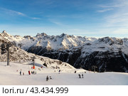 Panorama of the Austrian ski resort of Ischgl. Стоковое фото, фотограф Наталия Попова / Фотобанк Лори