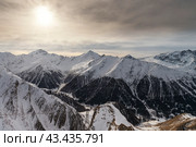 Panorama of alpine mountains in the morning at the Ischgl ski resort, Austria. Стоковое фото, фотограф Наталия Попова / Фотобанк Лори
