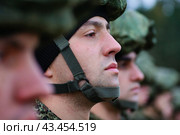6 октября 2021 года на территории городских округов Клин, Истра и Волоколамск Московской области прошла ежегодная патриотическая акция «Марш кремлевских курсантов».6 октября 2021. Клин, Московская область, Россия. Редакционное фото, фотограф Артём Соболев / Фотобанк Лори