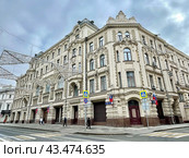 Доходный дом И. Г. Хрящева — В. И. Варгина (фрамент здания). Улица Ильинка, 12. Москва. Россия. Редакционное фото, фотограф Овчинникова Ирина / Фотобанк Лори