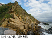Photography of the breathtaking cliff. Atlantic ocean in Bay of Biscay near Bilbao in Basque Country in summer day. High resolution photo. (2019 год). Стоковое фото, фотограф YuryKara / Фотобанк Лори