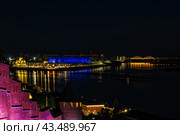 Вид на Стрелку со стороны Нижегородского кремля (2024 год). Стоковое фото, фотограф Илья Старков / Фотобанк Лори