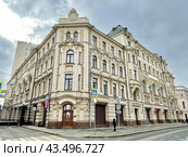 Доходный дом И. Г. Хрящева — В. И. Варгина. Улица Ильинка, 12. Москва. Россия. Стоковое фото, фотограф Овчинникова Ирина / Фотобанк Лори