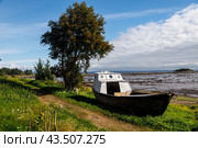 Лодка у берега Кий-острова. Онега, Белое море. Стоковое фото, фотограф Николай Гернет / Фотобанк Лори