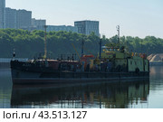 Москва Очистительная станция "Марс" Теплоход Химкинское водохранилище Канал имени Москвы, Водораздельный бьеф, Северный речной порт (2024 год). Редакционное фото, фотограф Александр К / Фотобанк Лори