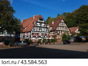 Maulbronn / Germany - 12 Sep 2015: Half-timbered ( Fachwerk ) house in Maulbronn, Germany. Редакционное фото, фотограф Сергей Стрелков / Фотобанк Лори