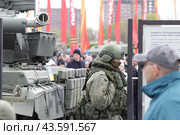 Подбитая военная техника на Украине на выставке в Москве во время проведения СВО (2024 год). Редакционное фото, фотограф Дмитрий Неумоин / Фотобанк Лори