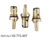 Кран-букса для смесителя на белом фоне. Faucet head for faucet on white background. Стоковое фото, фотограф Татьяна Д / Фотобанк Лори