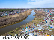 Aerial view of the Inya River and the village of Baryshevo in Russia in spring. Стоковое фото, фотограф Сергей Фролов / Фотобанк Лори