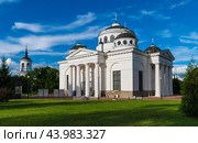St. Sophia (Ascension) Cathedral and bell tower in the city of Pushkin (Tsarskoye Selo), St. Petersburg, Russia. Former temple of the Life Hussar Regiment. Architect Cameron. (2024 год). Стоковое фото, фотограф Михаил Аккуратoв / Фотобанк Лори