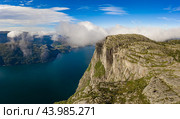 Pulpit Rock Preikestolen Beautiful Nature Norway. Стоковое фото, фотограф Андрей Армягов / Фотобанк Лори
