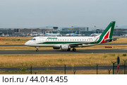 AIRPORT FRANKFURT,GERMANY: JUNE 23, 2017: Airbus A320-200 Alitalia Italian Air Company, operating as Alitalia is the flag carrier of Italy. The company has its head office in Fiumicino, Rome, Italy. Редакционное фото, фотограф Андрей Армягов / Фотобанк Лори
