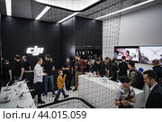 MOSCOW RUSSIA:01 APR 2017 - DJI Quadcopter Drone store opening ceremony in Moscow. Редакционное фото, фотограф Андрей Армягов / Фотобанк Лори