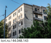 Комплекс общежитий Красной профессуры на улице Большая Пироговская, дом 51 в Москве. Редакционное фото, фотограф Константин Григорьев / Фотобанк Лори