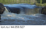 Водопад Воицкий падун крупным планом. Республика Карелия (2024 год). Стоковое видео, видеограф Виктор Карасев / Фотобанк Лори