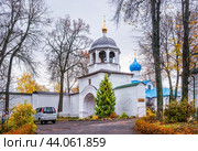 Федоровский монастырь, Феодоровский собор, Святые Ворота, Переславль-Залесский (2020 год). Стоковое фото, фотограф Baturina Yuliya / Фотобанк Лори