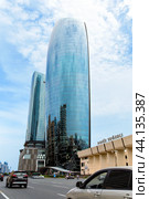 View of the business center the Crescent Bay. Republic of Azerbaijan (2023 год). Редакционное фото, фотограф Евгений Ткачёв / Фотобанк Лори