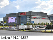 Krasnogorsk, Russia - July 22. 2021. View of Shopping center Vegas Crocus City (2024 год). Редакционное фото, фотограф Володина Ольга / Фотобанк Лори