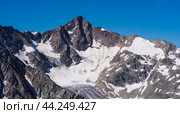 Highlands landscape, view of massive glacier on mountain cirque. Стоковое фото, фотограф Евгений Харитонов / Фотобанк Лори