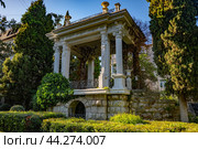 Gazebo. Pushkinskaya Street. Yalta. Crimea 2024. Стоковое фото, фотограф Анна Кривицкая / Фотобанк Лори