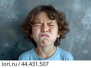 Child making a funny face against textured background. Стоковое AI-изображение, AI-художник Иван Рябоконь / Фотобанк Лори