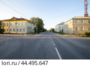 Улица в российском городе. Вельск. Архангельская область (2024 год). Стоковое фото, фотограф Яковлев Сергей / Фотобанк Лори