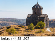 View of Vahramashen Surp Astvatsatsin or the Church of Amberd (2021 год). Стоковое фото, фотограф Юлия Белоусова / Фотобанк Лори