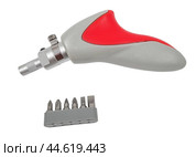 Отвертка с насадками разных типов на белом фоне. Screwdriver with different tips isolated on white background. Стоковое фото, фотограф Татьяна Д / Фотобанк Лори