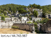 Турция. Фетхие. Развалины города-призрак Каякёй. Turkey. Fethiye. The ruins of the ghost town of Kayakey. (2024 год). Стоковое фото, фотограф Алексей Смышляев / Фотобанк Лори