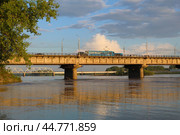 Кузнецкий мост в Новокузнецке (2024 год). Стоковое фото, фотограф Иван Дуплик / Фотобанк Лори