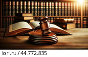Judges Wooden Gavel on Open Law Book Scholarly Setting. Стоковое AI-изображение, AI-художник Андрей Бакусов / Фотобанк Лори