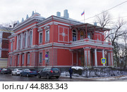 Дом губернатора — административное здание в историческом центре города Выборга (Крепостная ул., 35), построенное в 1895—1897 годах по проекту архитектора Якоба Аренберга (2019 год). Редакционное фото, фотограф Алексей Иванов / Фотобанк Лори